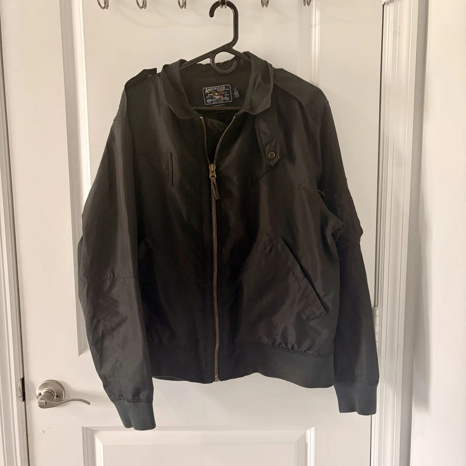 Chaqueta negra estilo militar American Living talla grande para hombre. Foto 1 de 4