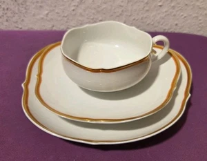 3 pezzi TEEGEDECK MEISSNER PORCELLANA CORALLO ROSSO con bordo dorato OTTIME CONDIZIONI  - Foto 1 di 8