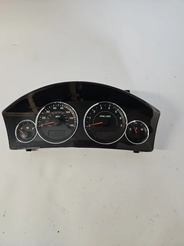 Cuadro de instrumentos velocímetro Grand Cherokee Commander 08 medidores 162.666 millas Foto 1 de 4