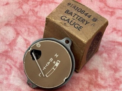 NOS 1939 福特标准电池,仪表板仪表,平头,91a-10844 — 第 1/4 张图片