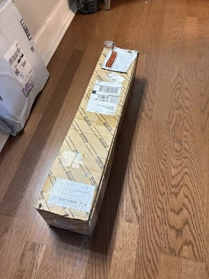 Genuine Toyota Lexus Front Drive Shaft Axle Assembly 43430-60040 OEM - Image 1 of 2