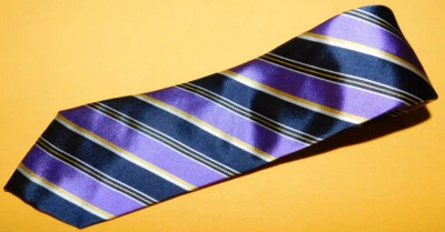 GUY LAROCHE PARIS MADE IN ITALY MULTI COLOR STRIPED TIE - NWOT - DESIGNER TIES. - Image 1 of 3