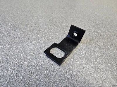 BONITO SOPORTE TERMOSTATO ORIGINAL USADO ORIGINAL PORSCHE 914 912E NLA Foto 1 de 4