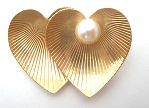 14K Yellow Gold Pearl Brooch Pin With Double Heart Design 5.6 Grams Vintage - Picture 1 of 7