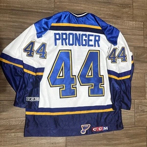 Vintage Chris Pronger #44 St. Louis Blues NHL Hockey CCM White Jersey Sz. Large - Picture 1 of 3