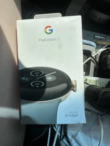 New Google Pixel Watch 2 4G+LTE 41mm Champagne Gold Aluminum Case Hazel Band - Picture 1 of 2
