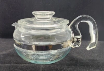 PYREX Flameware 8446-B Vintage 1960s Clear Glass 6 Cup Teapot & Lid - Image 1 of 4