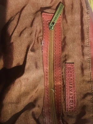 BCBG MAX AZRIA Bolso de Hombro Hobo Holgado Cuero Borgoña Tamaño Mediano Foto 1 de 4