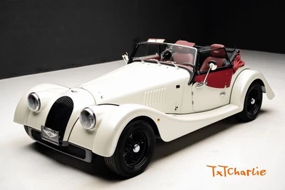 Morgan Plus Four Roadster 2025 Foto 1 de 4