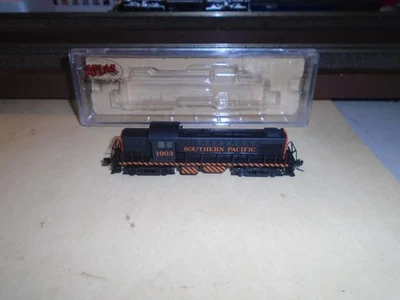 ATLAS #4200 CUSTOM DECORATED ALCO RS-1 - SOUTHERN PACIFIC #1903 N - Image 1 of 4