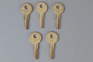 Lot of 5 vintage NOS Curtis B5 key blanks - Picture 1 of 2