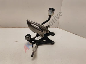 TRIUMPH STREET TRIPLE 675 2013~2017 - Right Footrest Hanger Peg Rear Brake - Picture 1 of 11