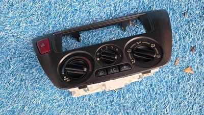 2002 - 2007 三菱Lancer气候控制空调单元挡板电缆银色 — 第 1/4 张图片