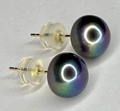 Серьги-гвоздики из золота 18 карат с культивированным черным жемчугом 8,4 мм AU 750 - Изображение 1 из 4