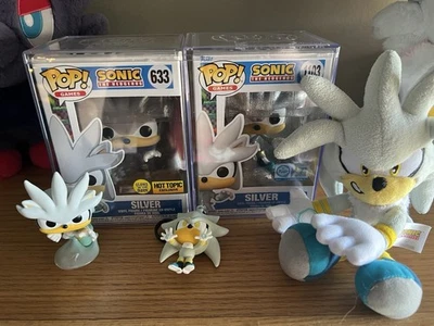 Pelúcia SEGA Sonic The Hedgehog: TOMY prata 8 polegadas RARA - Imagem 1 de 4