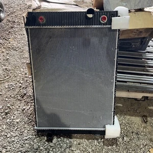 Truck Radiator Fits Freightliner Sterling Sanitation L/LT7500 L/LT8500 2004-2007 - Picture 1 of 6