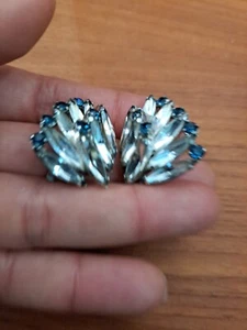 Stunning vtg Efbi Austria rhinestone silver tone clip on earrings - Picture 1 of 4
