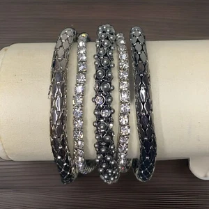 Vtg Silver Tone Textured Skinny Bangle Bracelets Lot of 5 Mesh Chain Rhinestone - Picture 1 of 3