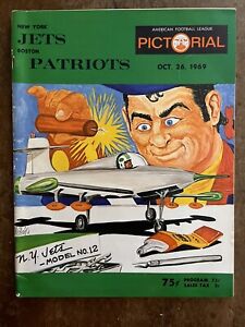 1969 PATRIOTS vs New York Jets football program/NAMATH/FAB “BISSELL”cover/MINT!!
