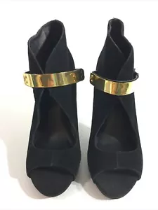 Zapatos de salón Fergie para mujer 6 remix Shootie imitación gamuza negros tacón de aguja 4 pulgadas - Imagen 1 de 12