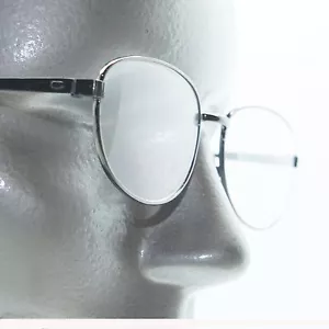 Occhiali da lettura stile semplice senza fronzoli montatura in metallo grigio lucido + lente 2,50 - Foto 1 di 4