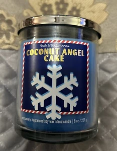 ONE Bath & Body Works COCONUT ANGEL CAKE Single Wick  Christmas Candle NEW - Picture 1 of 6