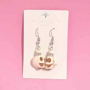 Skull Dangle Earrings Rhinestones Sparkle, NEW Halloween Day of Dead CLEARANCE - Picture 1 of 6
