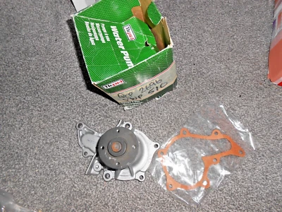Bomba de agua SE ADAPTA TOYOTA CARINA MK4, CELICA, COROLLA Foto 1 de 3