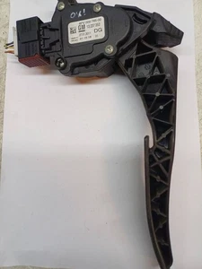 Opel Insignia A 2011 Diesel Left front accelerator throttle pedal 13237352 - Picture 1 of 4
