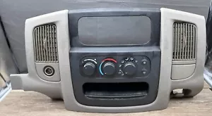 02-05 Dodge Ram 1500 2500 Radio Climate A/C Dash Trim Bezel Vents Taupe OEM - Bild 1 von 11
