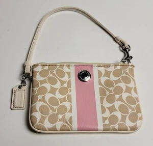 Coach Signature Pebbled Leather Beige Pink Geldbörse Kalbsleder. Messen Sie ca. 6” x 4” - Bild 1 von 2