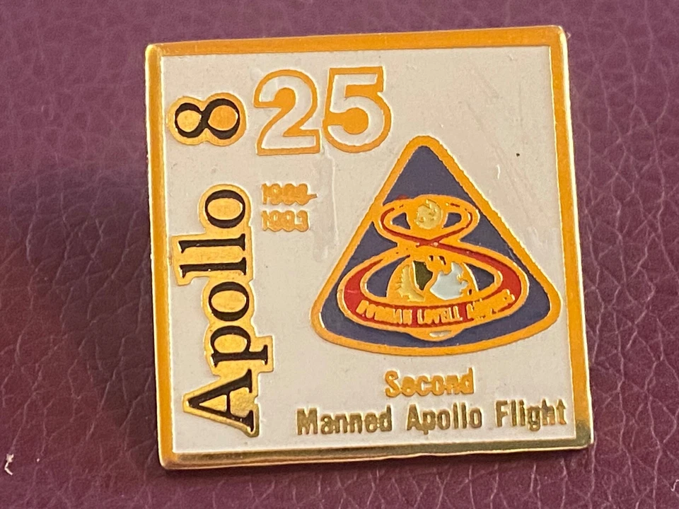 NASA SPACE PINS - APOLLO 8 PIN - Image 1 of 1