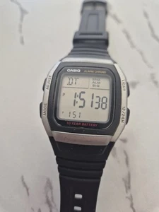 Herren Casio Uhr 3239 W-96h Illuminator Digital Schwarz Band Chrono Dual Time Alarm - Bild 1 von 4