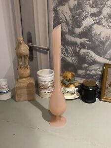 Grand vase en opaline rose