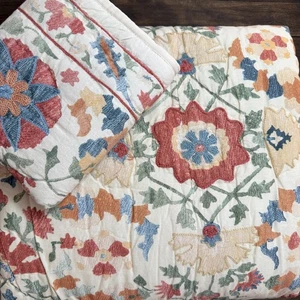 POTTERY BARN PENELOPE FULL /QUEEN QUILT SET (1) EURO SHAM ~ APPLIQUE HANDCRAFTED - Picture 1 of 5
