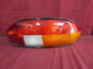 Lámpara trasera convertible Chrysler Sebring 1996-00 marcadores de exportación diestros OEM - Imagen 1 de 6
