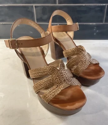 The Limited Franny Sandals, 8.5 Saltos, Plataforma Chique Confortável, Pronta para Primavera - Imagem 1 de 4