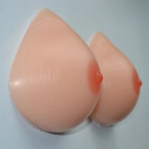 1400g Triangle Silicone Breast Forms Enhancer Cross Dresser Transgender Cosplay - Foto 1 di 8