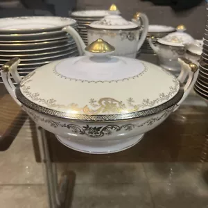 Sone China Large Fruit And Vegetable Bowl With Lid - Picture 1 of 6