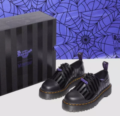 Zapato informal Dr. Martens x Wednesday 1461 Bex - Negro | Mujer Tallas 5 - 12 Foto 1 de 4