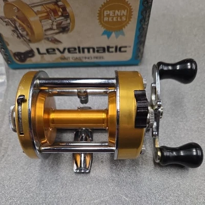 Carrete de pesca vintage Penn 940 Levelmatic Bait Casting, caja original hecha en EE. UU.  Foto 1 de 4
