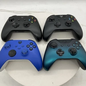 Lot of 4 Assorted Xbox One/Series Controllers All Tested & Working No Batteries - Picture 1 of 11
