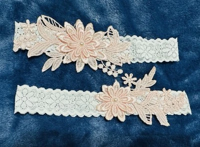 Two Piece Wedding Bridal Garter Set with Faux Pearls (Pink) NEW, no box - Image 1 of 4