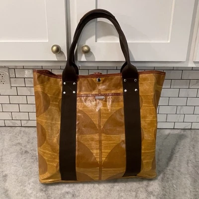 Bolso de Mano Orla Kiely para Mujer Grande Marrón Dorado Estampado de Tallo Cartera de Hombro de Lona Foto 1 de 4