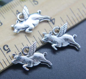 10/30/50X Retro Flying Pig Alloy Charms Pendant Jewelry Making DIY 14*19mm - Picture 1 of 8
