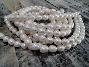 Perla de agua dulce cultivada Nat, grado AA, 9x8 mm, arroz, bisque, aproximadamente 40 piezas. - Imagen 1 de 4