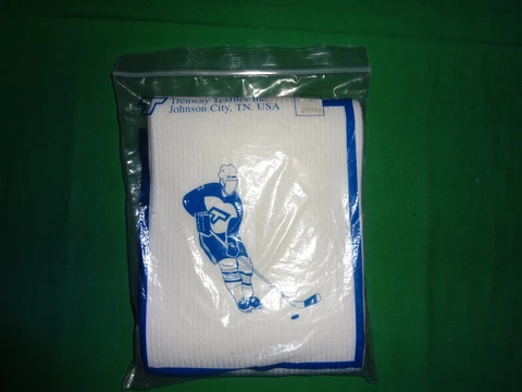 LA KINGS STYLE BRAND NEW TRENWAY TEXTILES ADULT CUSTOM HOCKEY SOCKS Cover