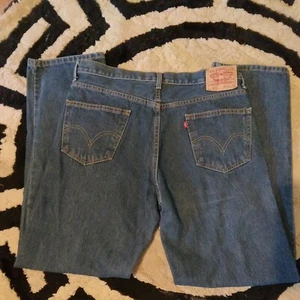 Levi’s 550 Relaxed Fit Made in Mexico Blue Jeans 36x34 Actual Size 35 X 33.5" - Picture 1 of 11