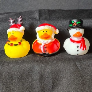 Anatre di Natale Renna Babbo Natale e Pupazzo di Neve 2-2,5" Gomma Anatra Calza Stuff - Foto 1 di 3