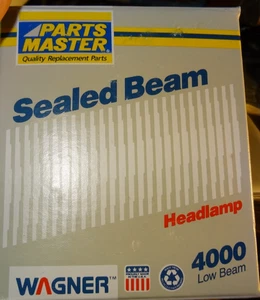 Wagner 4000 Low Beam Sealed Beam Halogen Headlamp NEW (Set of 2) - Picture 1 of 2